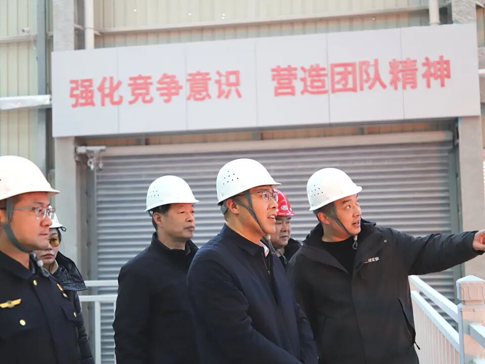 韩际东深入一线检查节日安全生产